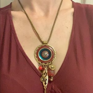 Statement necklace
